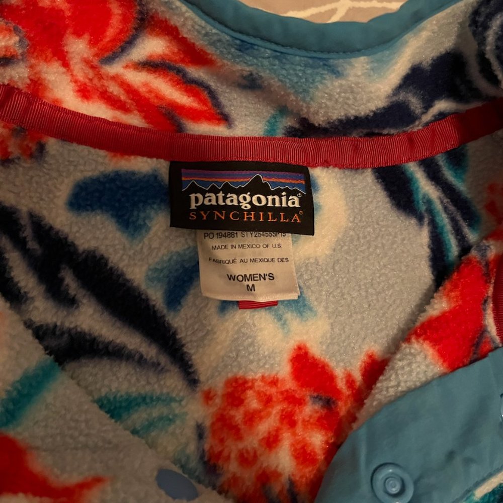 Women’s Patagonia Lightweight Synchilla Snap-T Fleece Pullover Jacket - Medium - Picture 3 of 4